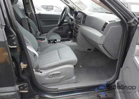 2005 Jeep Grand Cherokee Laredo z USA, uszkodzony, nr VIN 1J4GS48K15C504014